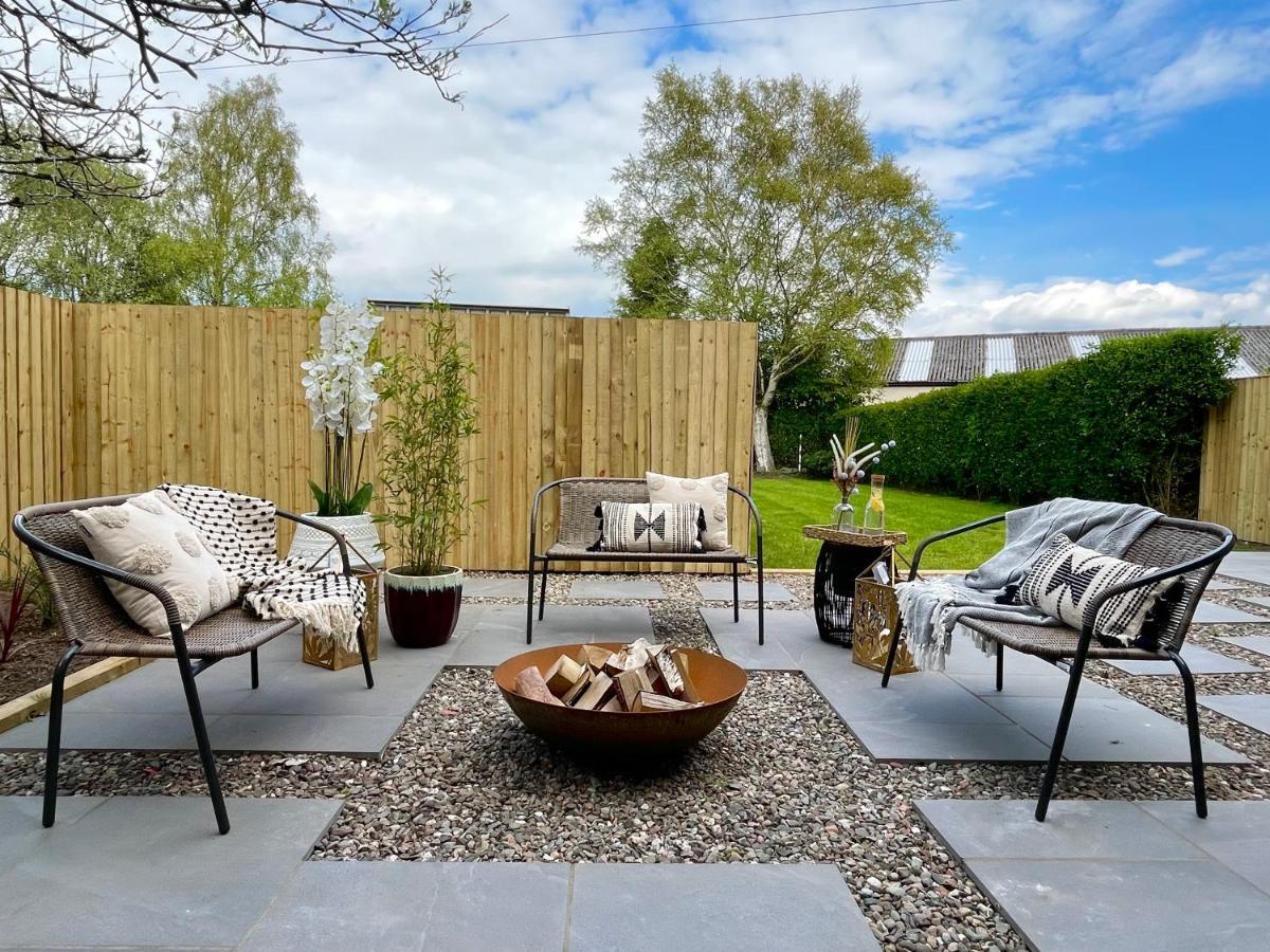 Stylish & Chic Central Apartment With Hot Tub Perth Exteriör bild